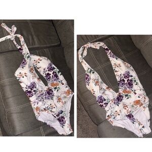 White Floral Cupshe One Piece Swim Suit Size Large
